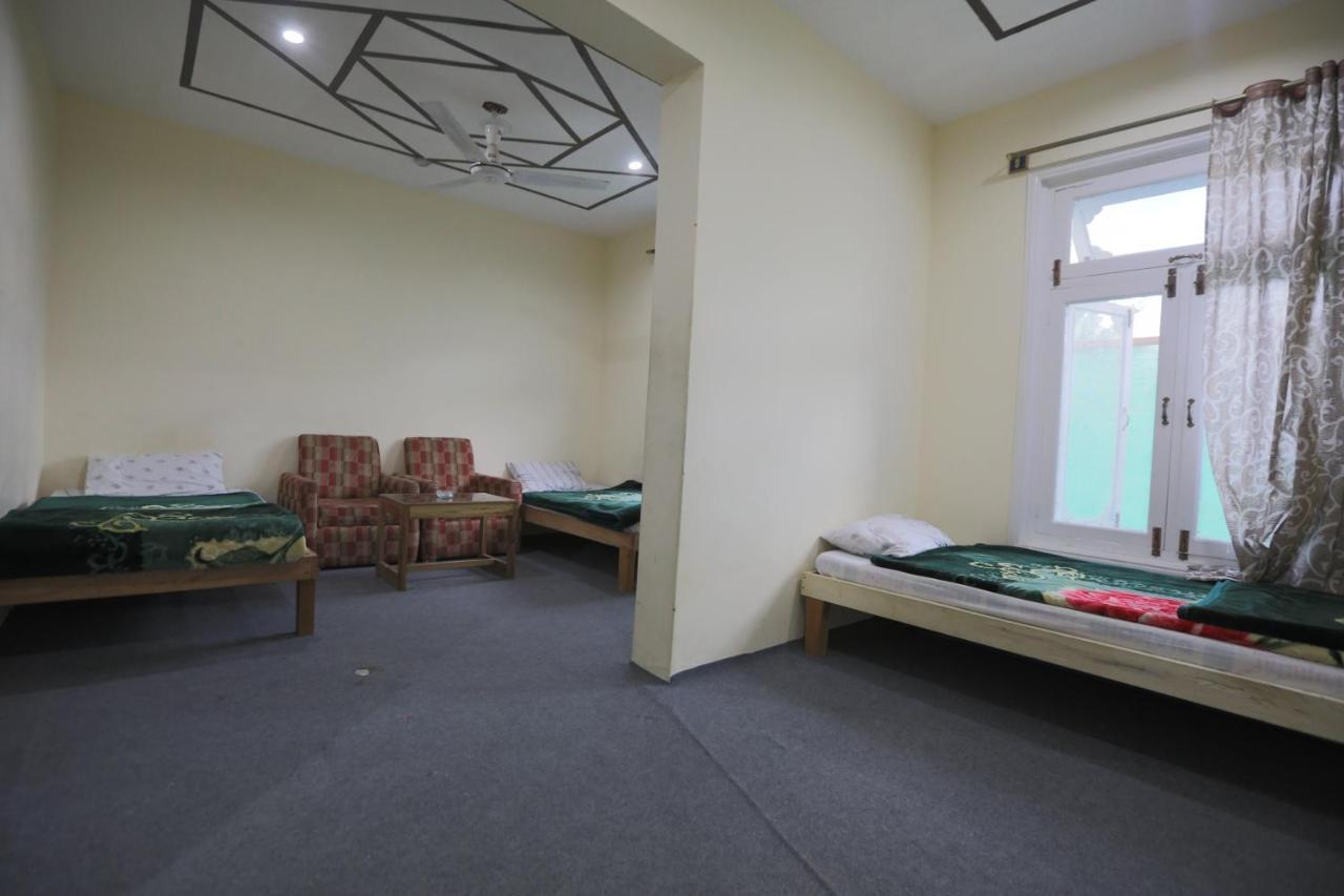 Hunza City Hotel Karimabad  Kültér fotó