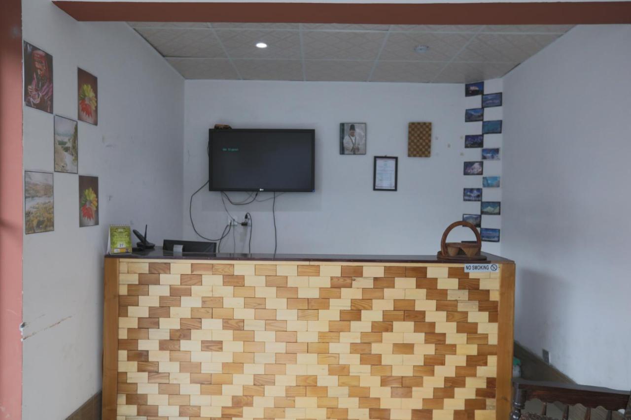 Hunza City Hotel Karimabad  Kültér fotó