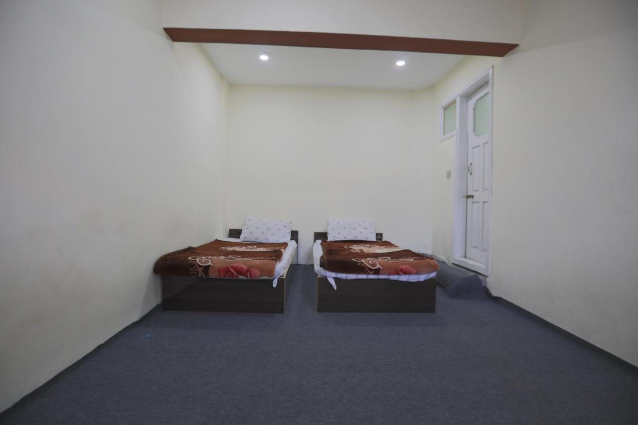 Hunza City Hotel Karimabad  Kültér fotó