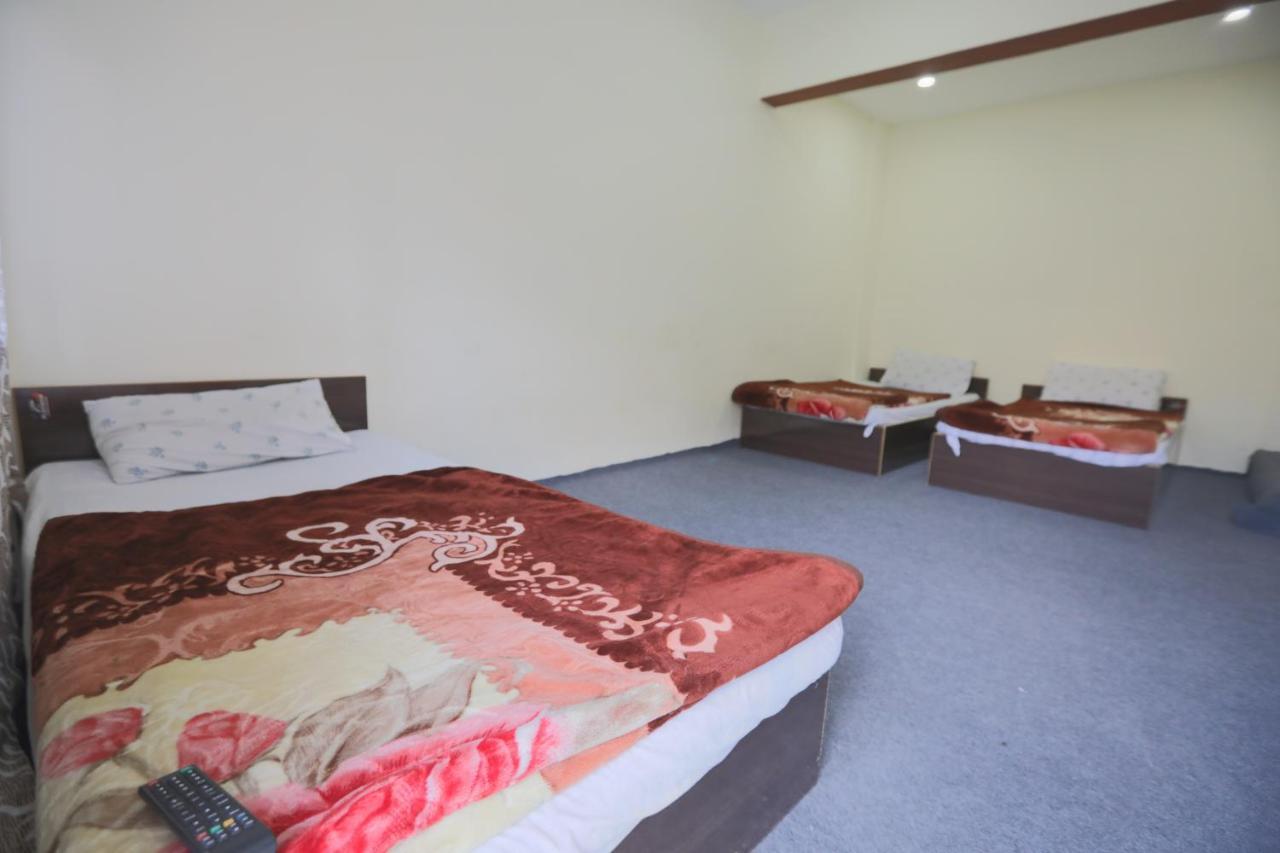 Hunza City Hotel Karimabad  Kültér fotó